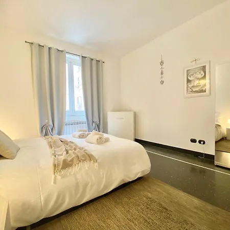 Casaviva - Comfy Bilo In Porto Antico * 제노바